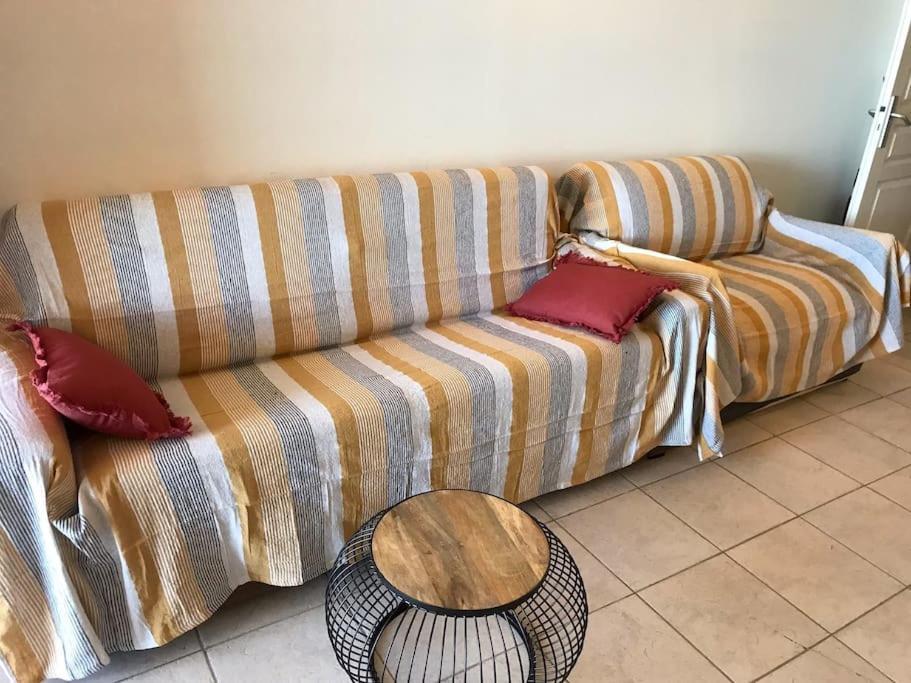 Bel App T2 En Bord De Mer Vue Sanquinaires Piscine Ajaccio  Exteriér fotografie